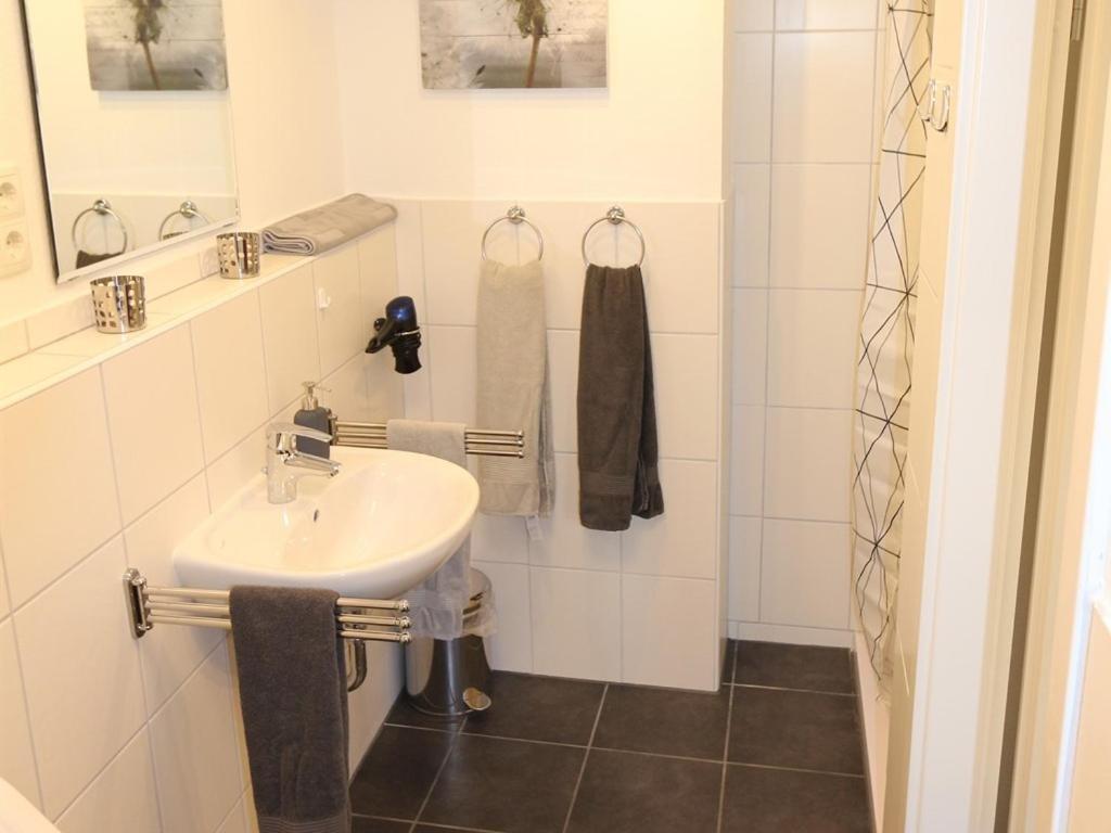 Ferienwohnung Paradies Hella كيبينهايم الغرفة الصورة